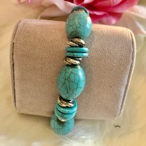 Bracelet with turquoise stones